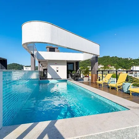 Confortável Loft Duplex em Condomínio com Piscina-3